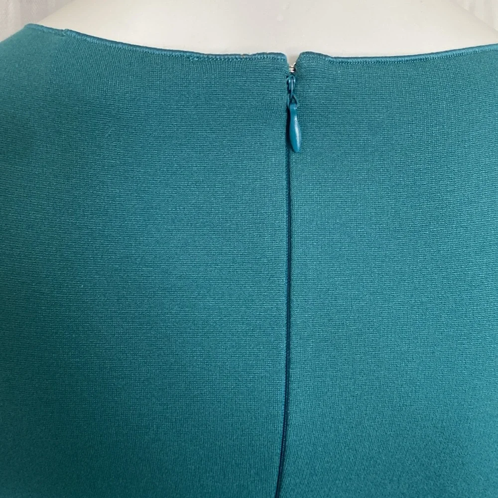 REDUCED! Emporio Armani Made in Italy 🇮🇹 teal green short dress! Very flattering - Picture 4 of 11